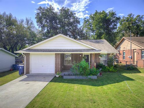 919 E 2nd St, Cushing, OK, 74023-4134 | Card Image