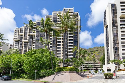 2-521 Hahaione St, Honolulu, HI, 96825-1456 | Card Image