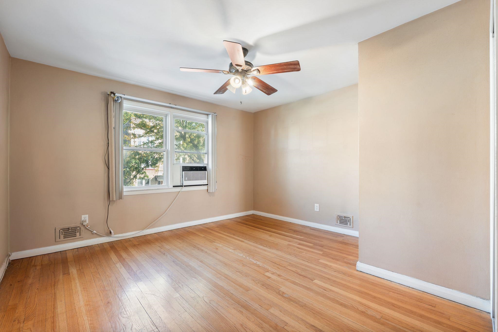 Residential Lease in JC, Journal Square 4