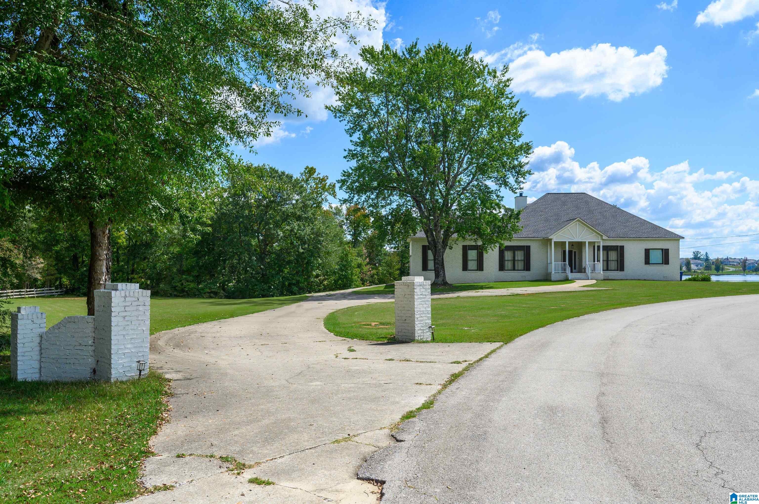 Holiday Estates Dr, Cropwell, AL 35054
