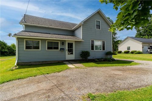 1494 Norfolk County Rd 19 W, Vanessa, ON, N0E1V0 | Card Image