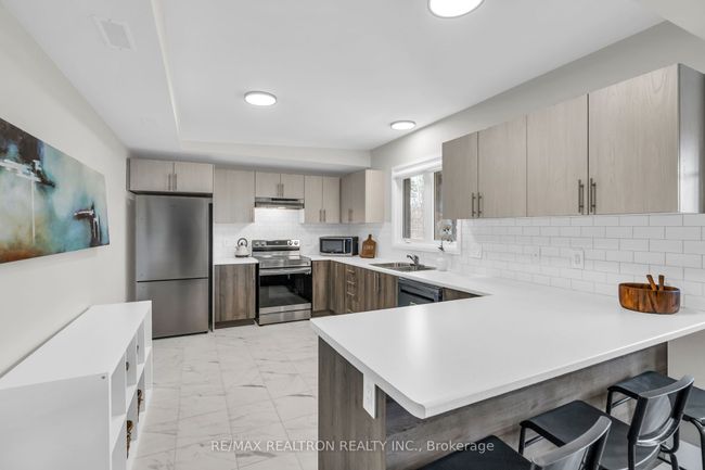 99 Franklin Trail, House other with 4 bedrooms, 4 bathrooms and 4 parking in Barrie ON | Image 44