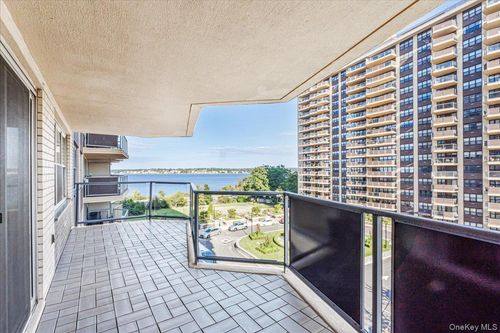 apt-5f-17 215th St, Bayside, NY, 11360-1708 | Card Image