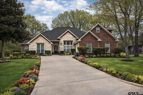 910 Holly Hill Ln, Mount Pleasant, TX, 75455-5865 | Card Image