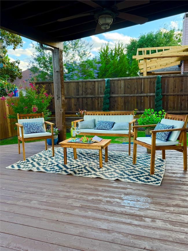 Sit, read a book, enjoy a drink every day! | Image 4