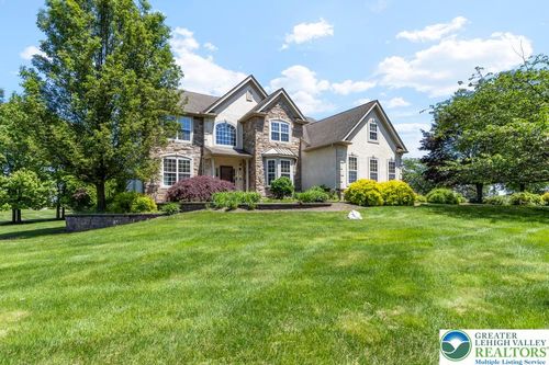 140 Birdie Way, Kunkletown, PA, 18058-7289 | Card Image