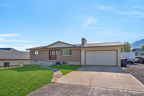 290 N 500 E, Salem, UT, 84653-8210 | Card Image