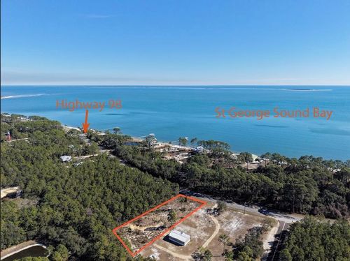 2025 Highway 98 W, Carrabelle, FL, 32322-2042 | Card Image