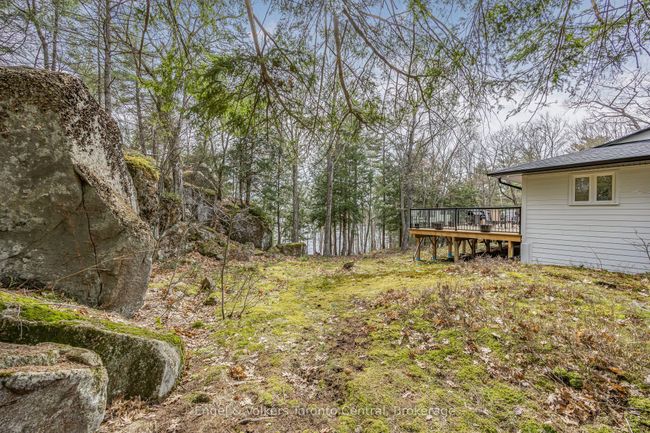 2481 Falkenburg Rd, House other with 3 bedrooms, 1 bathrooms and 6 parking in Port Carling ON | Image 23