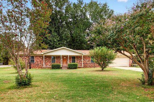 1 Beechwood St, Cabot, AR, 72023-3901 | Card Image