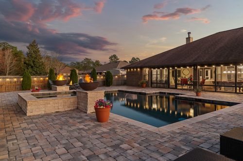 7744 Seaward St, Navarre, FL, 32566-5620 | Card Image