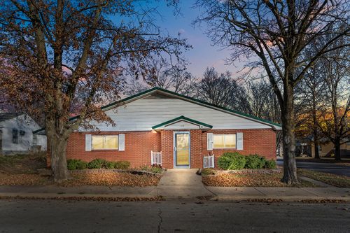 705 W Fairplay St, Bolivar, MO, 65613-1426 | Card Image