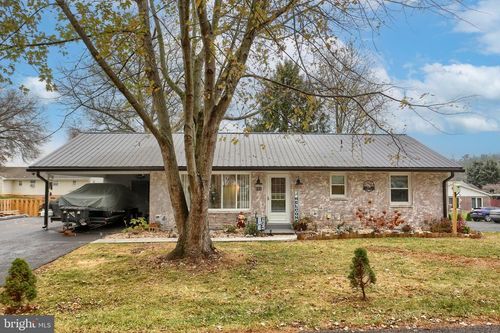 15 Hope Drive, BOILING SPRINGS, PA, 17007 | Card Image