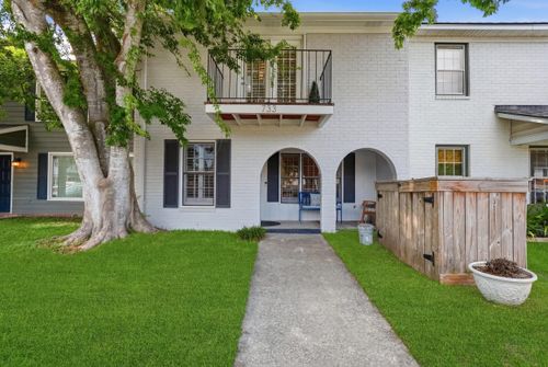 733 Ralston Ct, Mount Pleasant, SC, 29464-3572 | Card Image