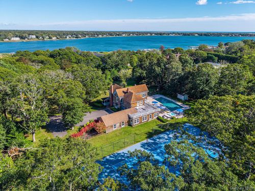 58 Tiana Rd, Hampton Bays, NY, 11946-3614 | Card Image