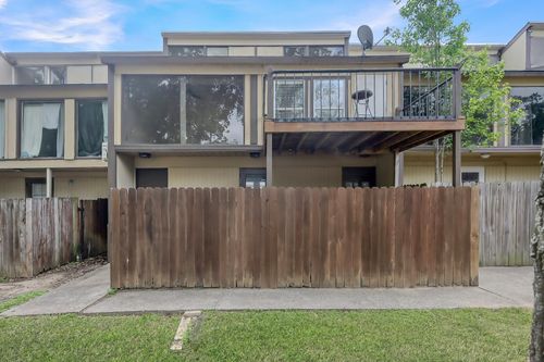 18-18 Lakeway St, Conroe, TX, 77304-3416 | Card Image