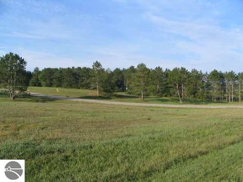 Lot 7 S Meadow Dr, Cadillac, MI, 49601 | Card Image