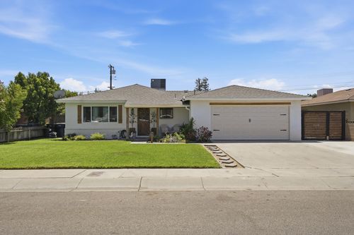 2027 E Ash Avenue, Tulare, CA, 93274 | Card Image