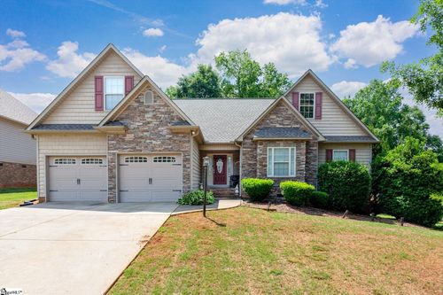 707 Secretariat Dr, Boiling Springs, SC, 29316-8396 | Card Image