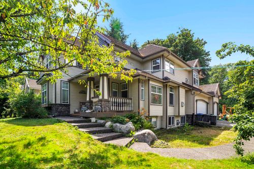 9833 182 St, Surrey, BC, V4N5A9 | Card Image