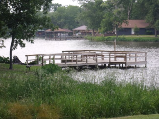 View of fishing dock in the community | Image 39