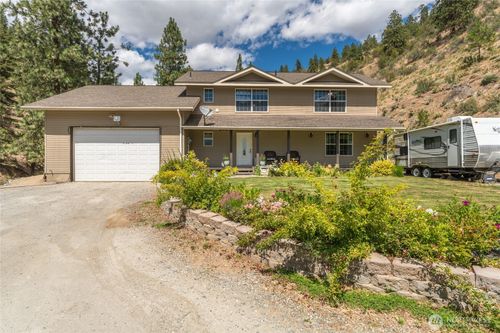 1020 Cagle Gulch Rd, Chelan, WA, 98816-9410 | Card Image