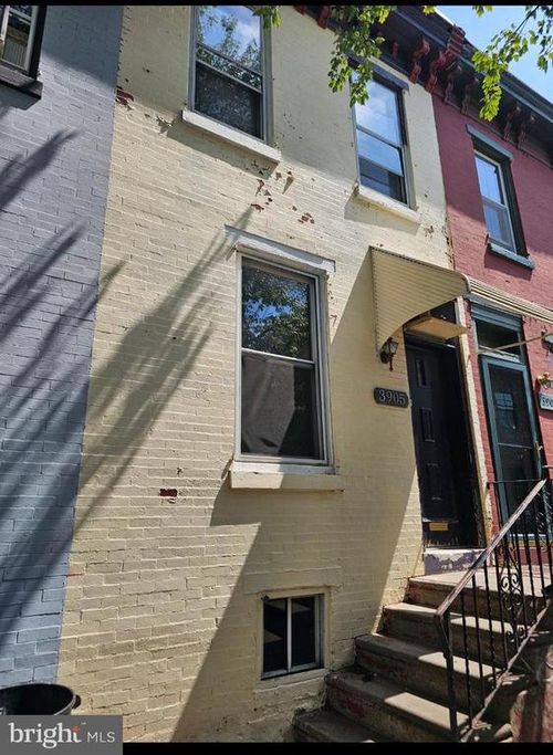 3905 Warren St, PHILADELPHIA, PA, 19104-4631 | Card Image