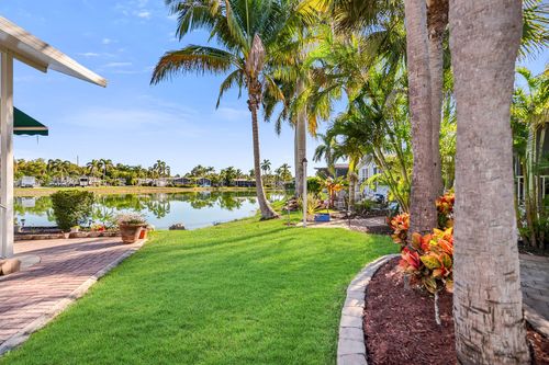 1113 Diamond Lake Cir, NAPLES, FL, 34114-9215 | Card Image