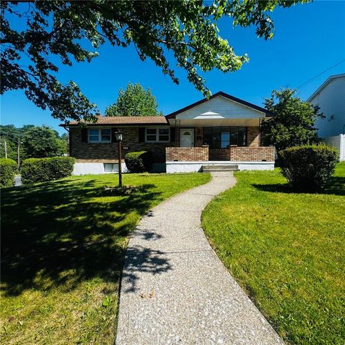 605 E Susquehanna Street, Allentown City, PA, 18103 | Card Image