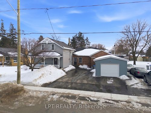 143 Main St S, Exeter, ON, N0M1S1 | Card Image