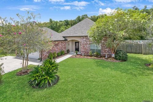 43193 Sycamore Bend Ave, Gonzales, LA, 70737-7775 | Card Image