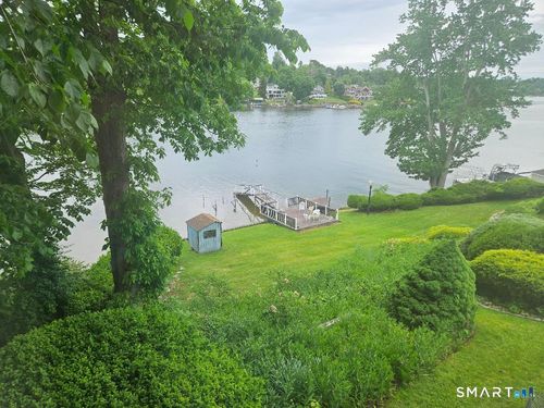 68 Arrowhead Rd, Brookfield, CT, 06804-1532 | Card Image