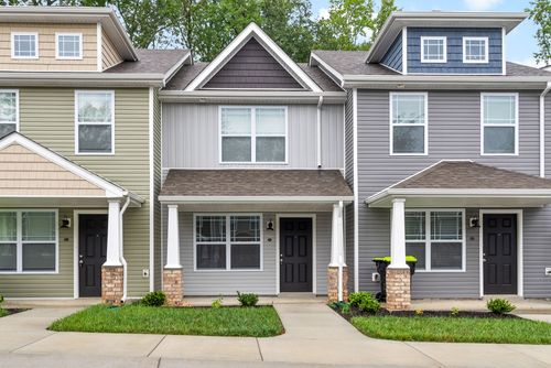 254 Woodland Valley Ln, Clarksville, TN, 37040-2069 | Card Image