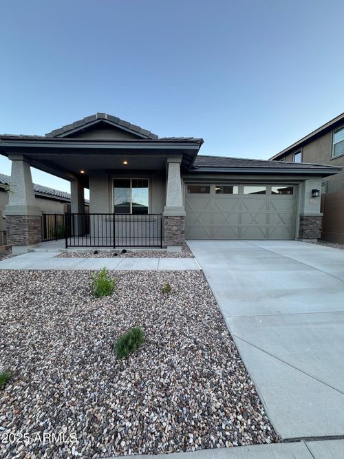 13327 W Eagle Feather Rd, Peoria, AZ, 85383-8113 | Card Image
