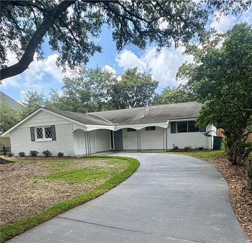 128 Phyllis Ct, River Ridge, LA, 70123-1922 | Card Image