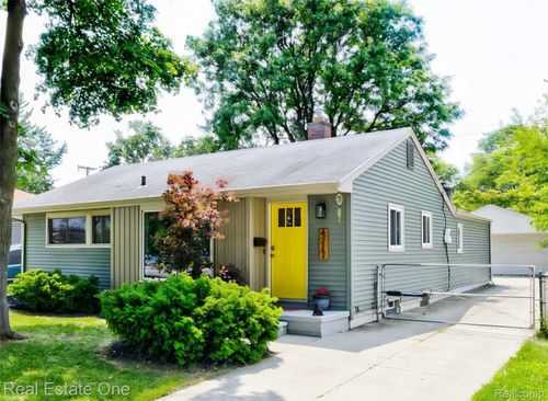 4217 Crooks Rd, Royal Oak, MI, 48073-1929 | Card Image