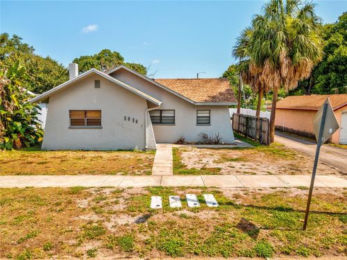1029 26th Ave N, SAINT PETERSBURG, FL, 33704-2600 | Card Image