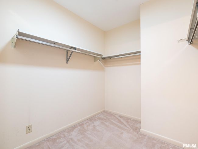 7619 N Melissa Ln, Condo with 3 bedrooms, 3 bathrooms and null parking in Peoria IL | Image 18