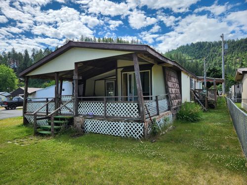 3792 West Bay Rd, Loon Lake, WA, 99148 | Card Image