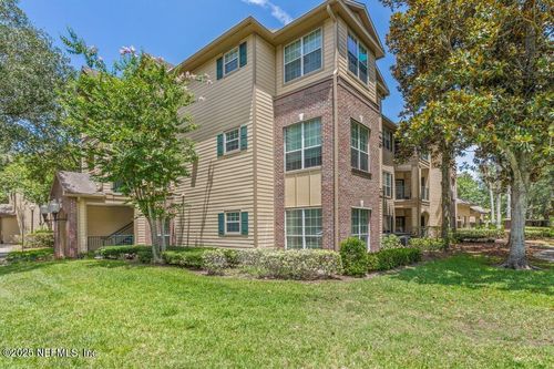 1035-7800 Point Meadows Dr, JACKSONVILLE, FL, 32256-4606 | Card Image