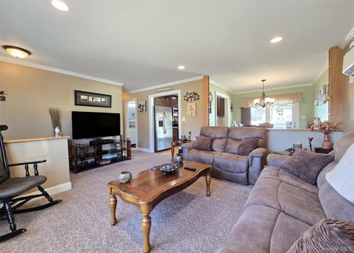 31 Stanley Dr, Shirley, NY, 11967-4119 | Card Image