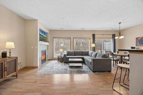 apt-a-191 Larpenteur Ave E, Maplewood, MN, 55117-2382 | Card Image