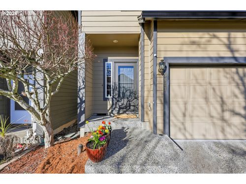 5827 Se 16th Loop, Gresham, OR, 97080-3905 | Card Image