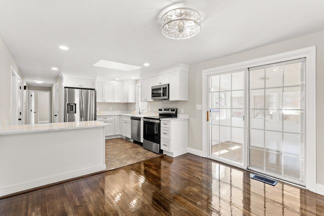 765 S Mammoth Rd, House other with 3 bedrooms, 2 bathrooms and null parking in Manchester NH | Image 17