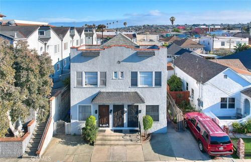 629 W 8th St, San Pedro, CA, 90731-3121 | Card Image