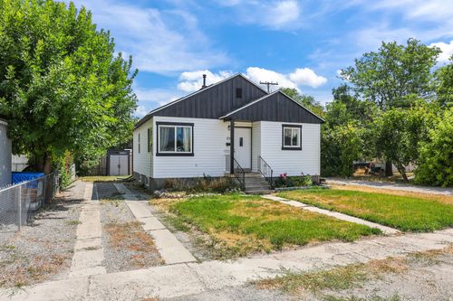 25 W 400 S, Tremonton, UT, 84337-1818 | Card Image