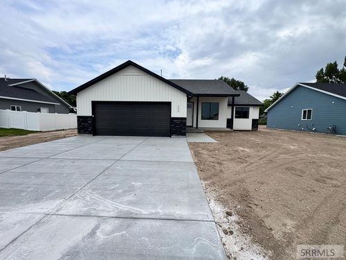 399 Wind River Dr, Shelley, ID, 83274-2101 | Card Image