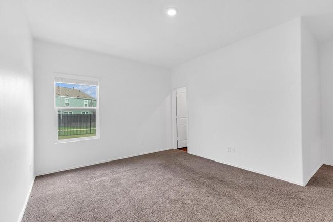 Carpeted empty room with baseboards and recessed lighting | Image 13