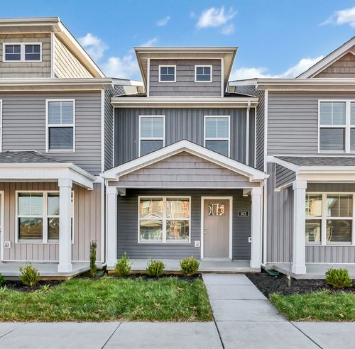 103 Quarry Point Dr, Clarksville, TN, 37043-3368 | Card Image