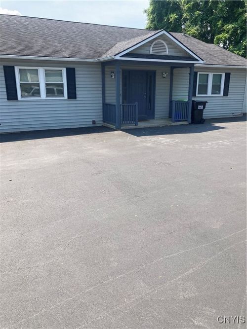 99 Buckley Rd, Liverpool, NY, 13088-6601 | Card Image
